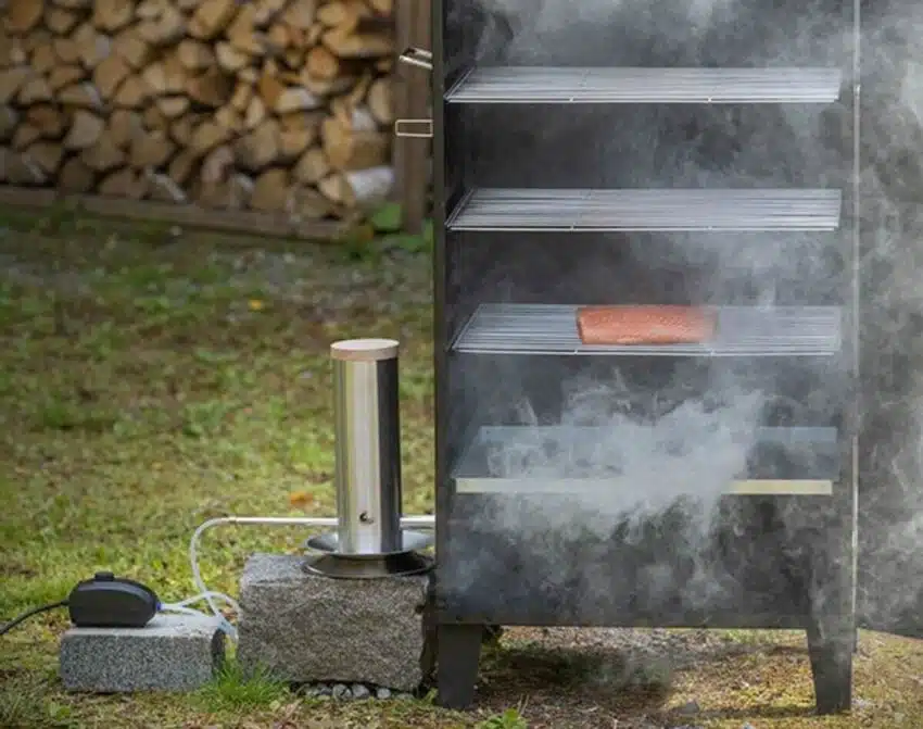 Mustang Kaldrøykgenerator | Arctic-Fritid.no