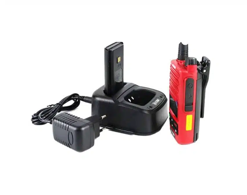 Brecom VR-600D Analog/Digital Jaktradio | Arctic-Fritid.no