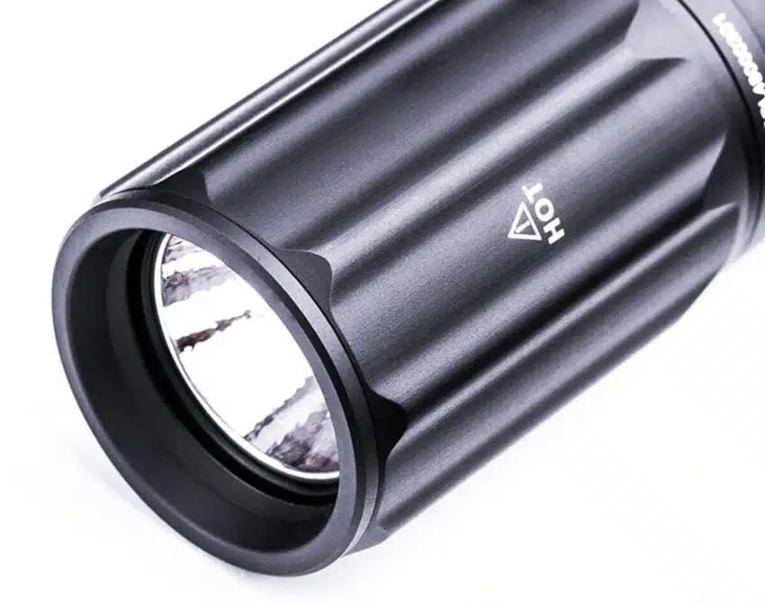 Nextorch E52 Lommelykt (2500 lumen) | Arctic-Fritid.no